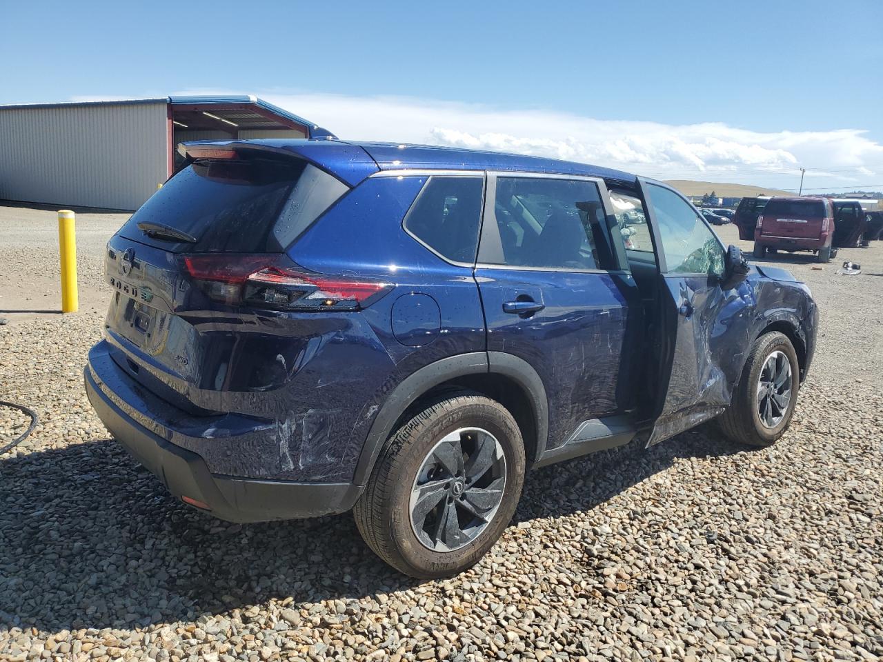 2025 Nissan Rogue Sv - Фото 3