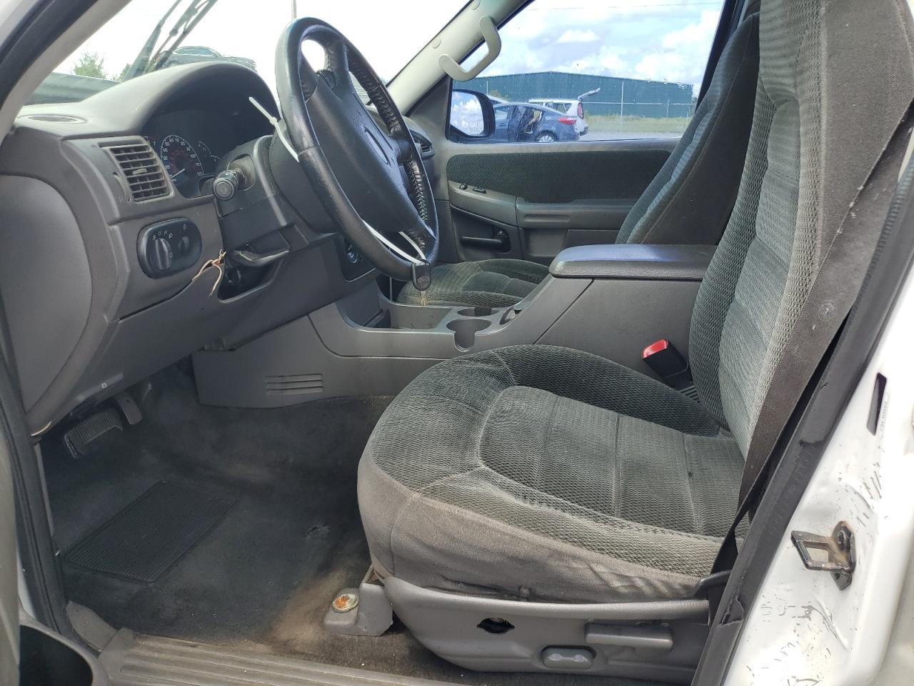 2002 Ford Explorer Xlt - Image 7