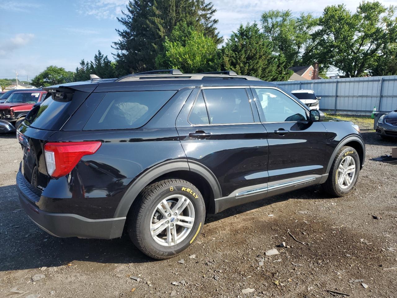 2022 Ford Explorer Xlt - Фото 3