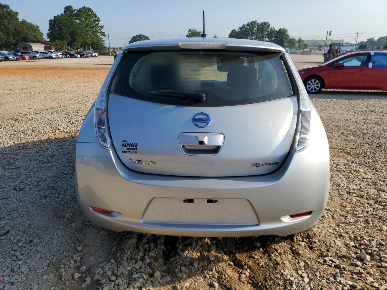 2015 Nissan Leaf S - Фото 6