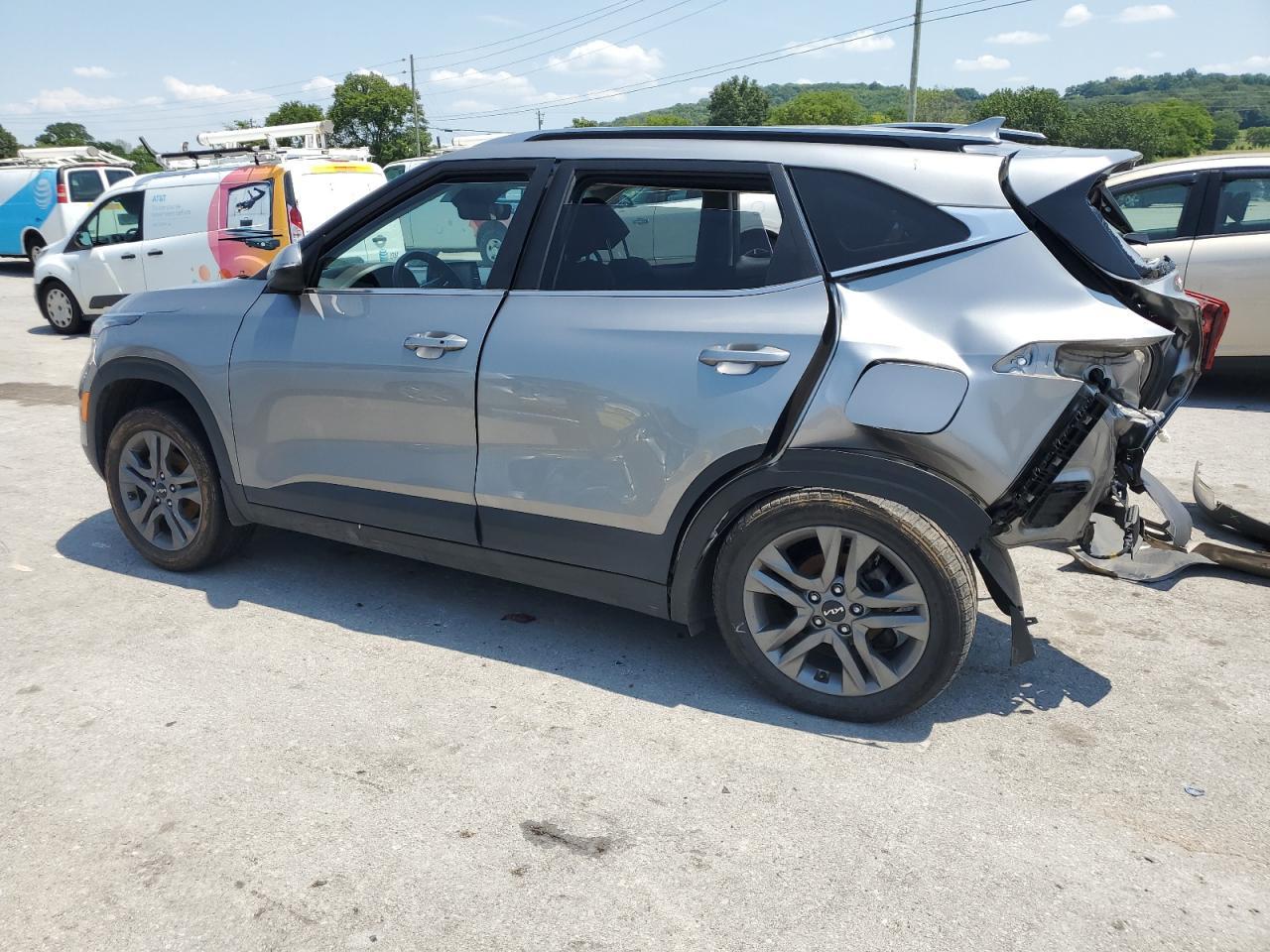 2023 Kia Seltos S - Image 2
