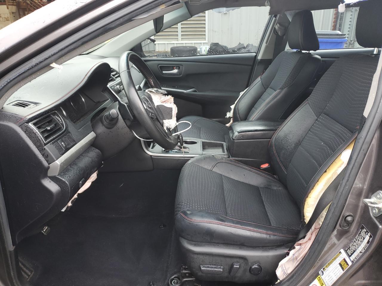 2015 Toyota Camry Le - Image 7