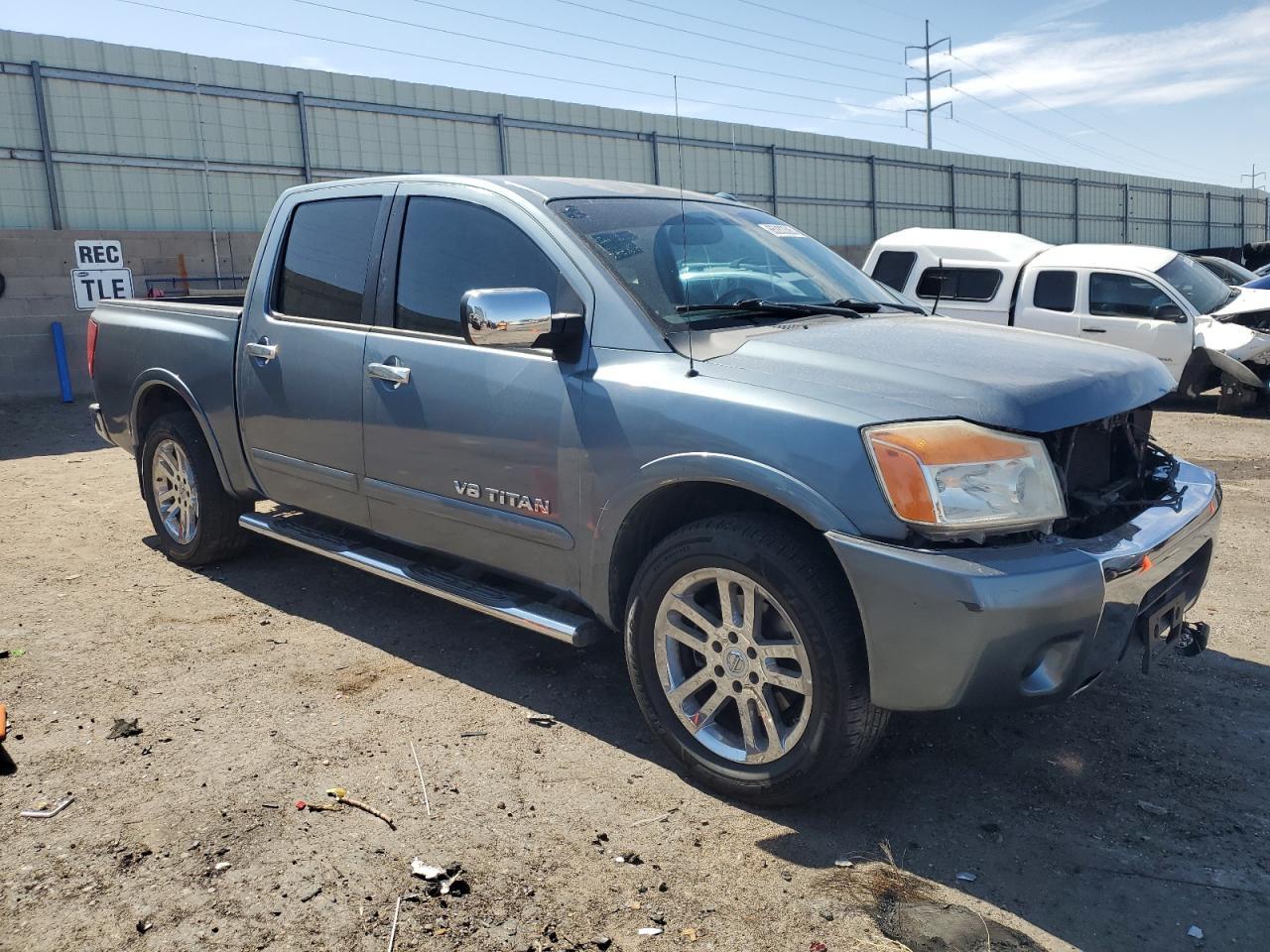 2012 Nissan Titan S - Фото 4