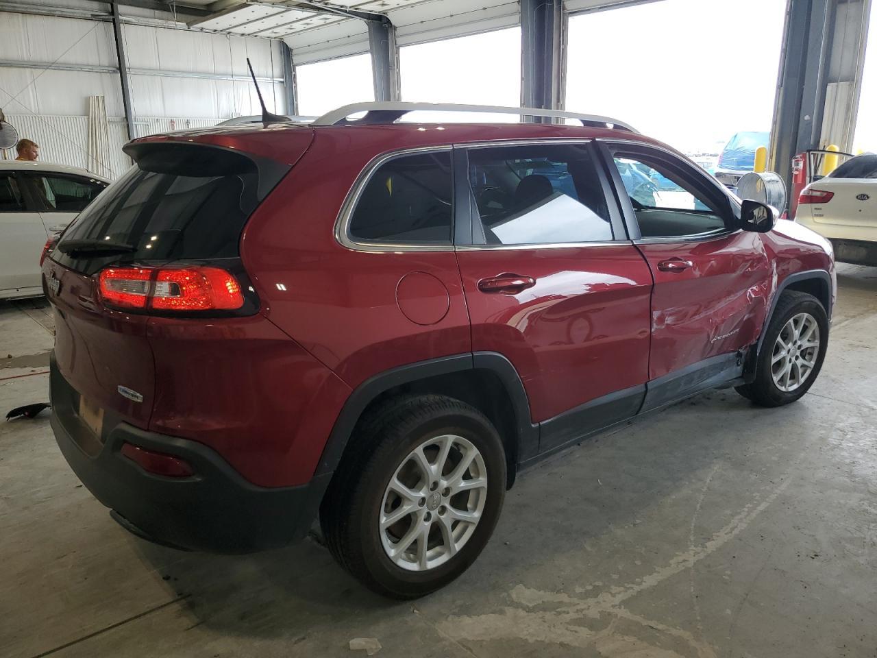 2017 Jeep Cherokee Latitude - Фото 3