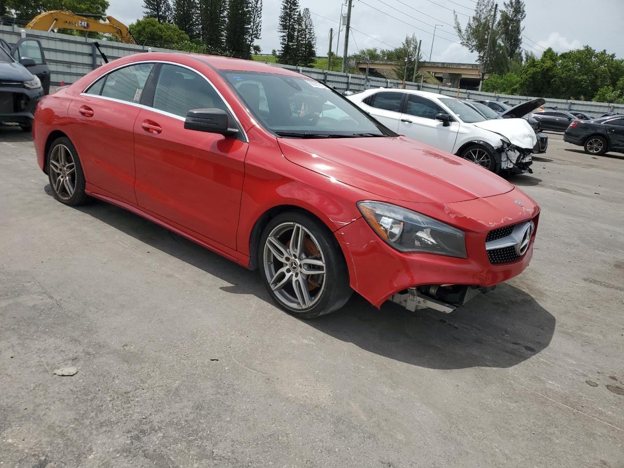2018 Mercedes-Benz Cla 250 - Фото 4