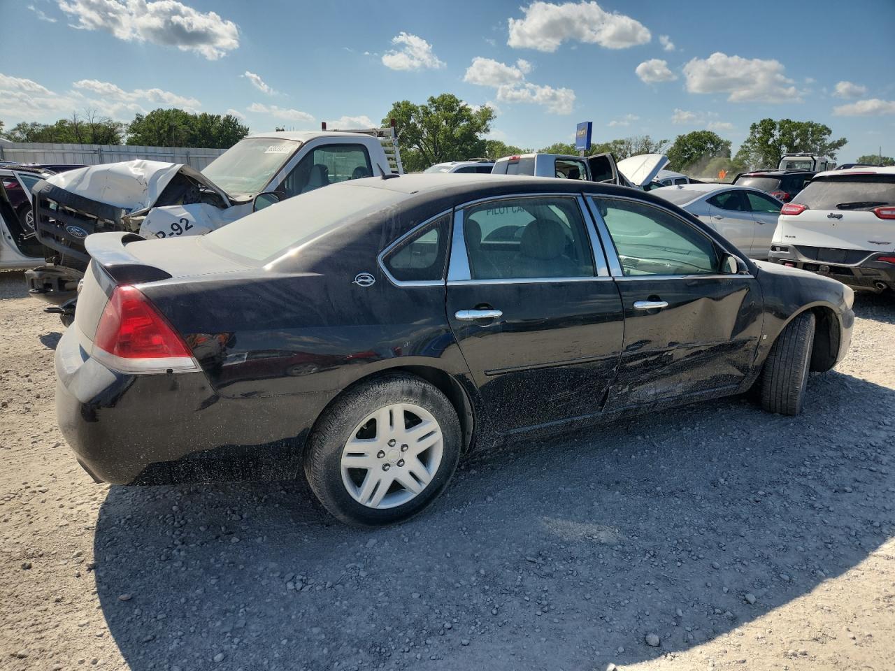 2007 Chevrolet Impala Ltz - Image 3