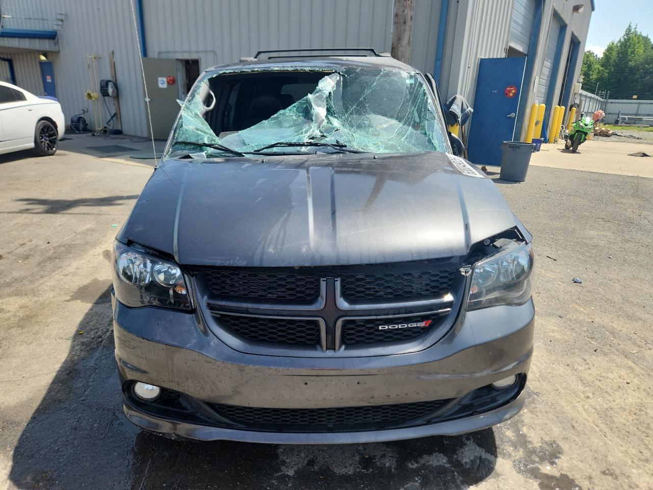 2016 Dodge Grand Caravan R/T - Фото 5