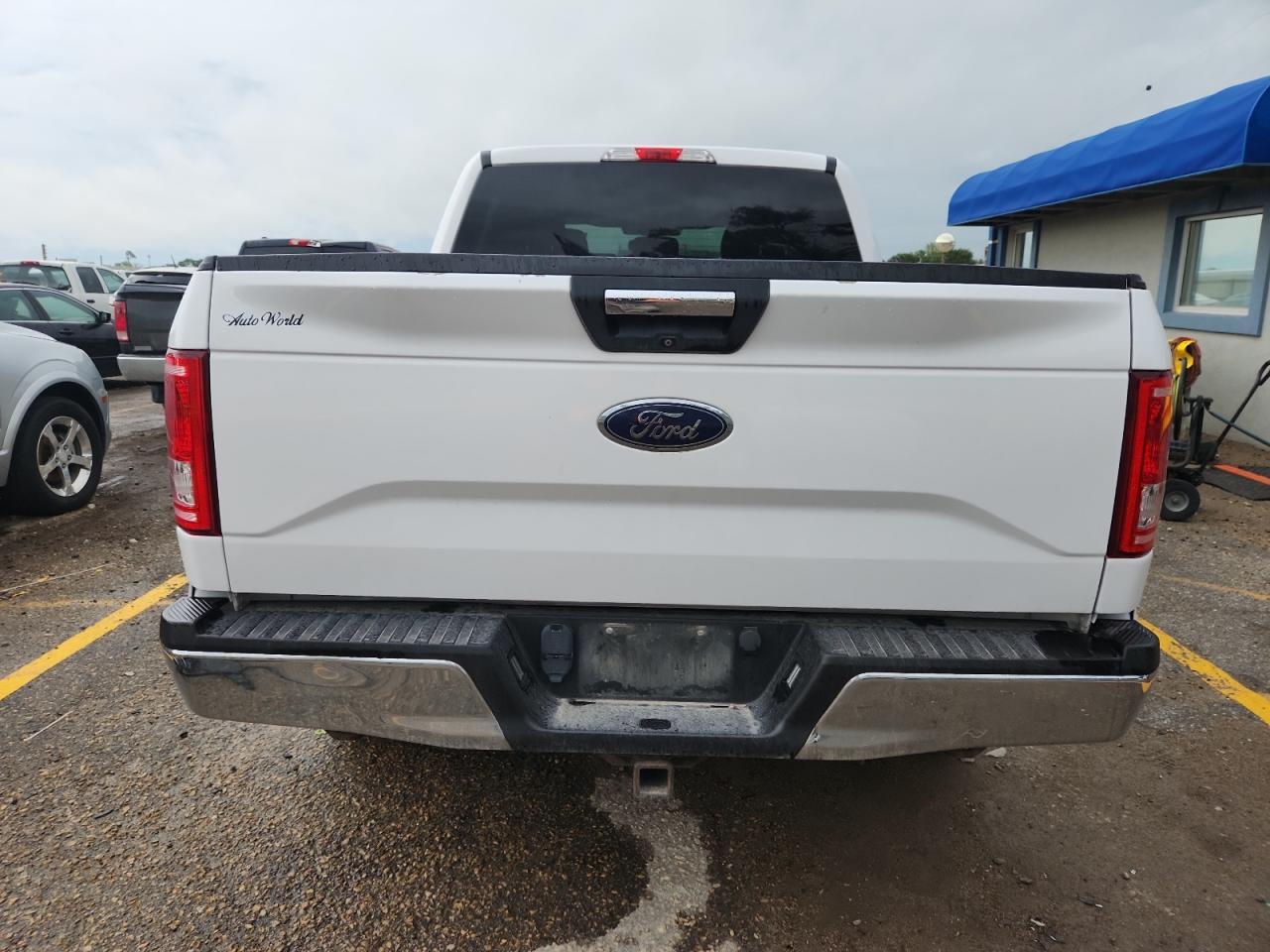 2015 Ford F150 Supercrew - Фото 6