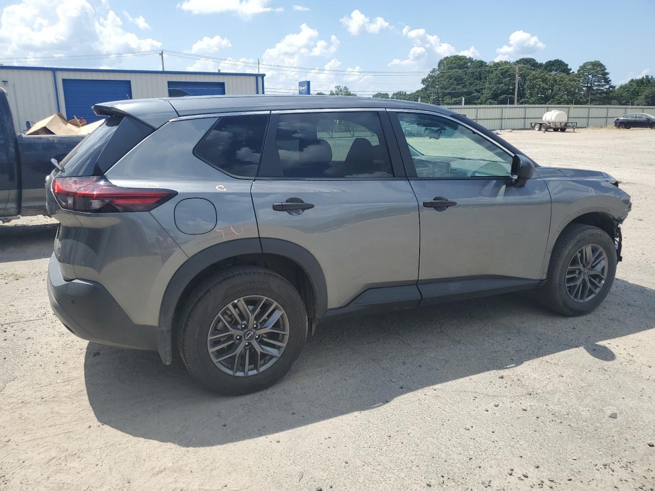 2023 Nissan Rogue S - Фото 3