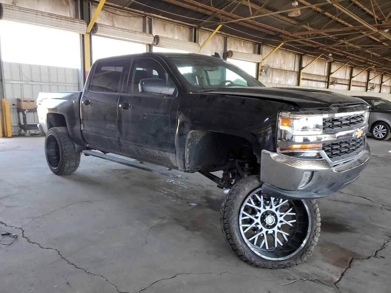2018 Chevrolet Silverado C1500 Lt - Image 4