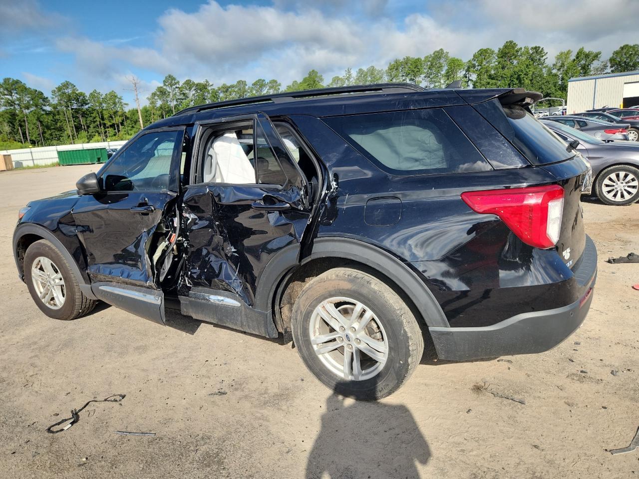 2021 Ford Explorer Xlt - Фото 2