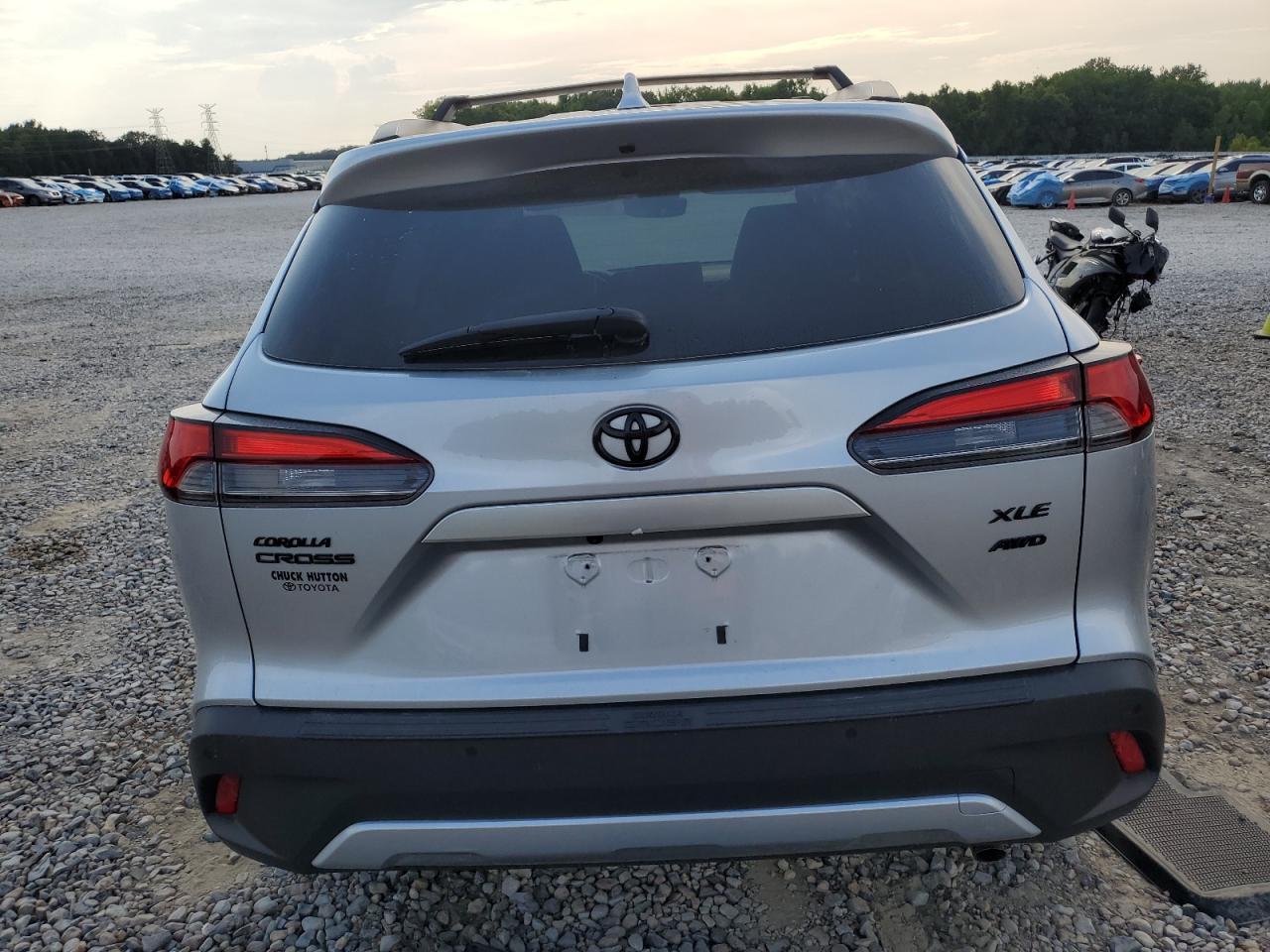 2022 Toyota Corolla Cross Xle - Фото 6