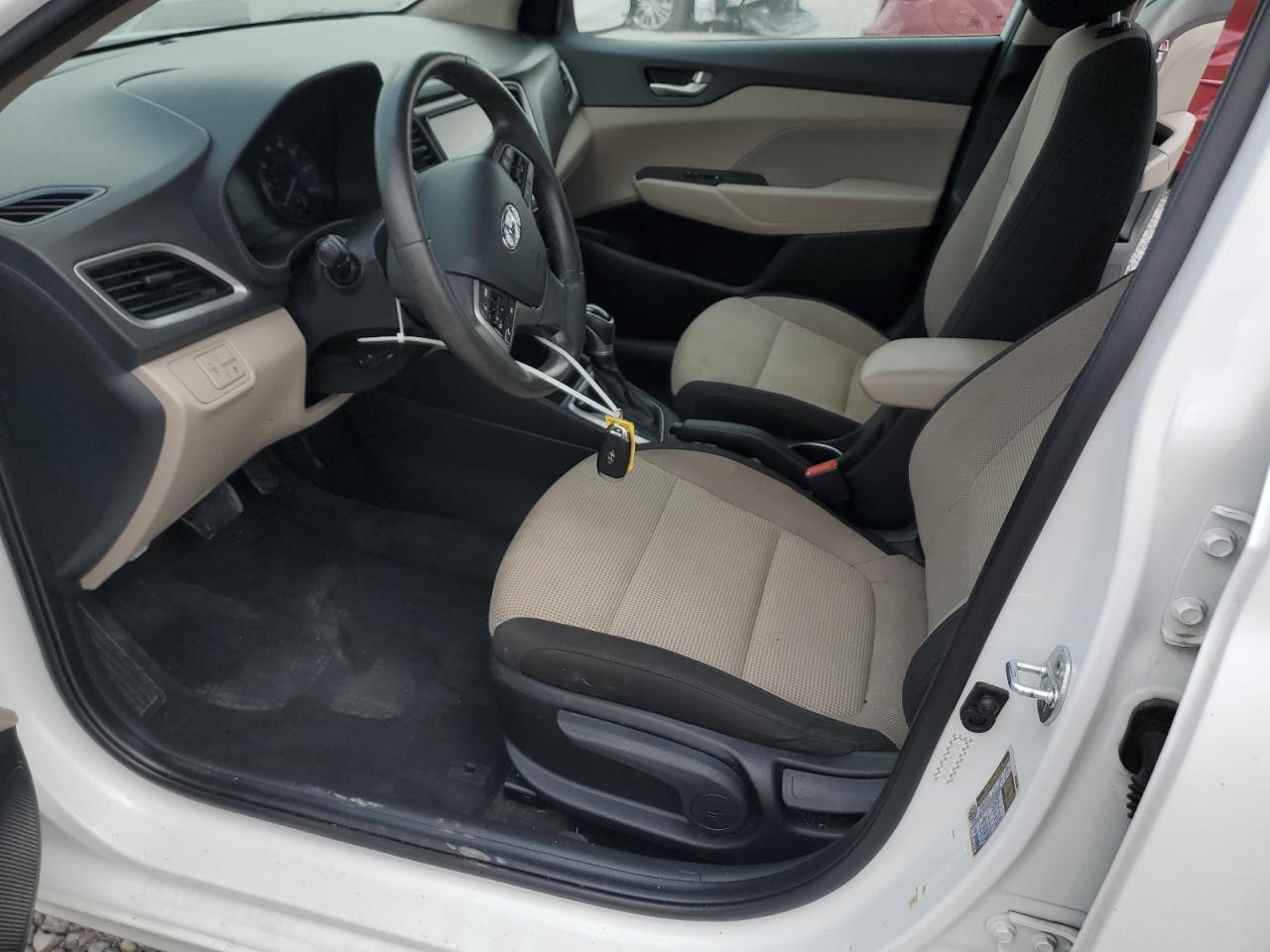 2021 Hyundai Accent Limited - Фото 7