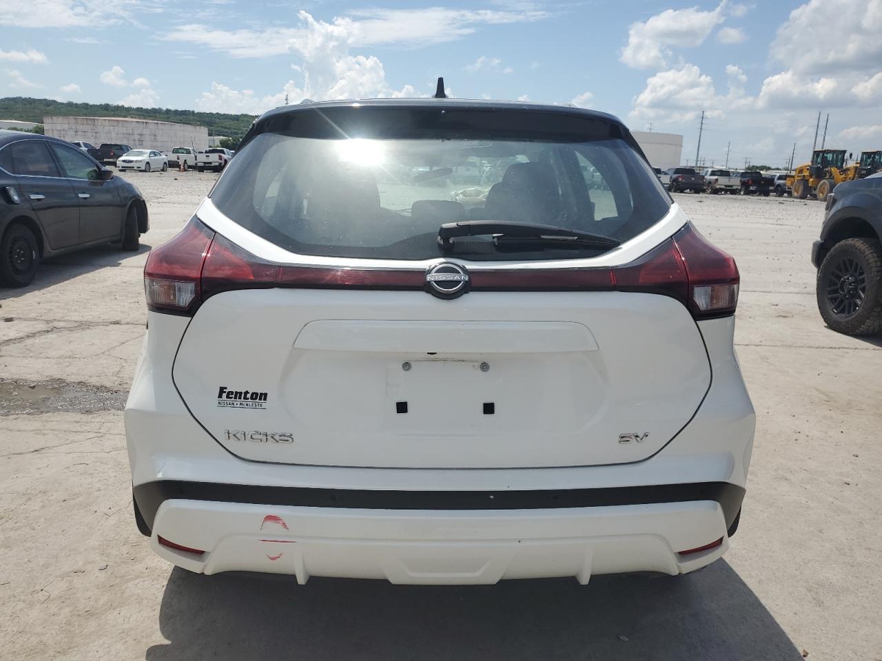 2023 Nissan Kicks Sv - Image 6