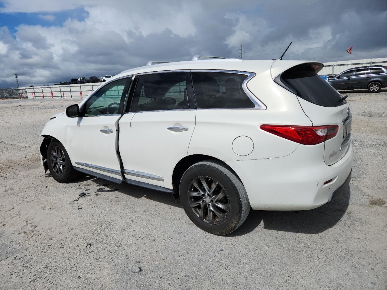 2013 Infiniti Jx35 - Image 2