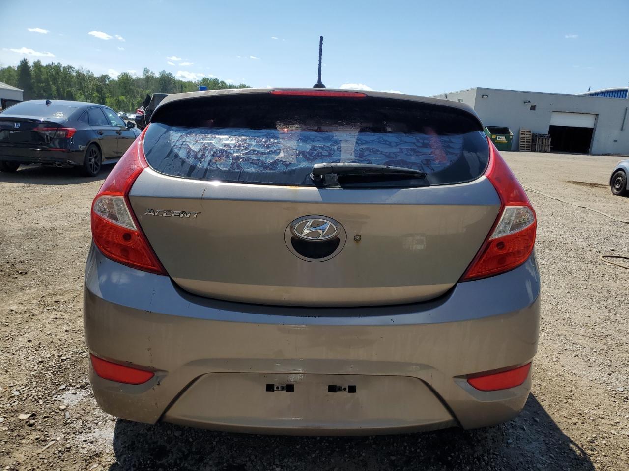 2013 Hyundai Accent Gls - Фото 6