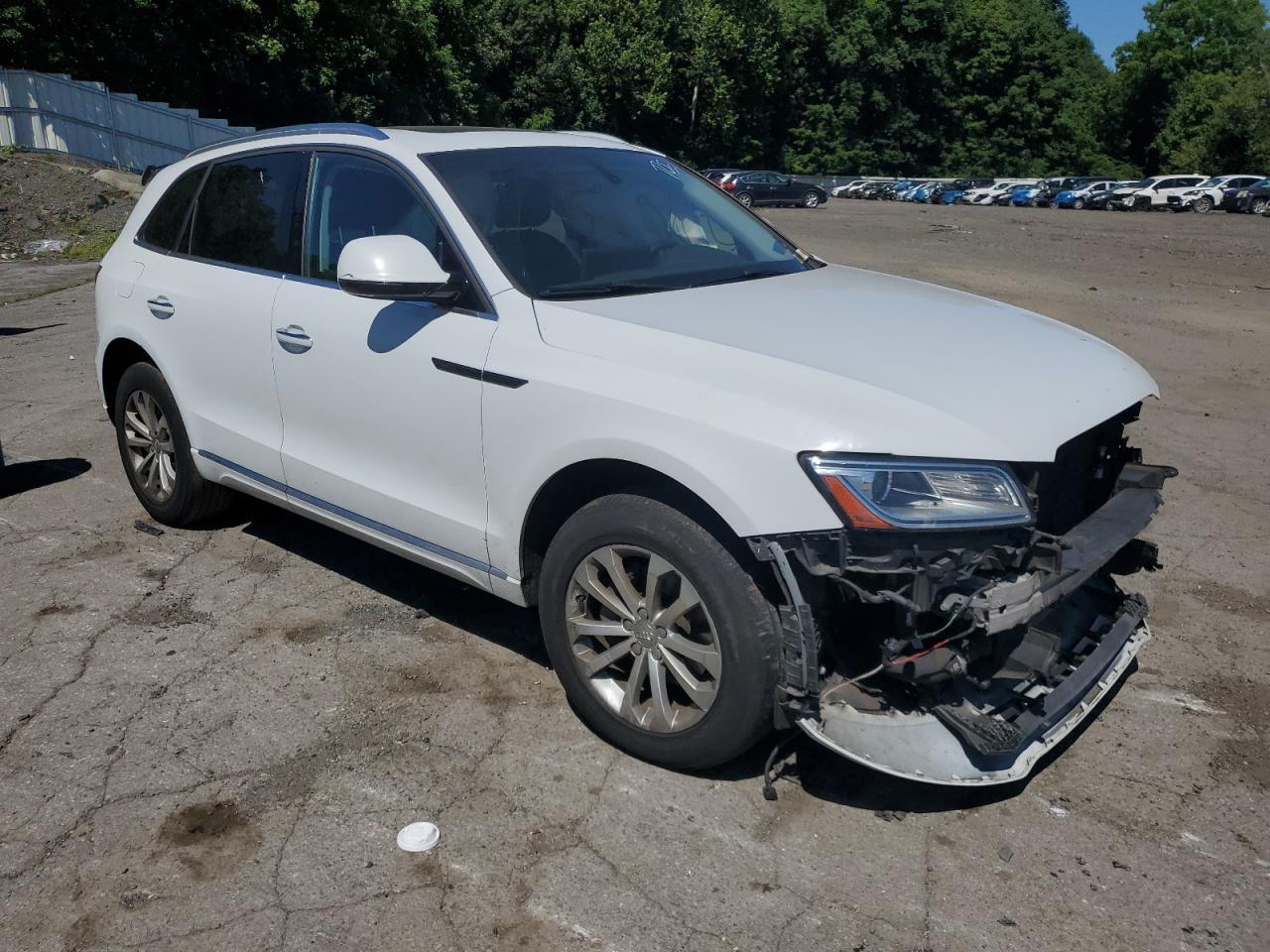 2015 Audi Q5 Premium - Image 4