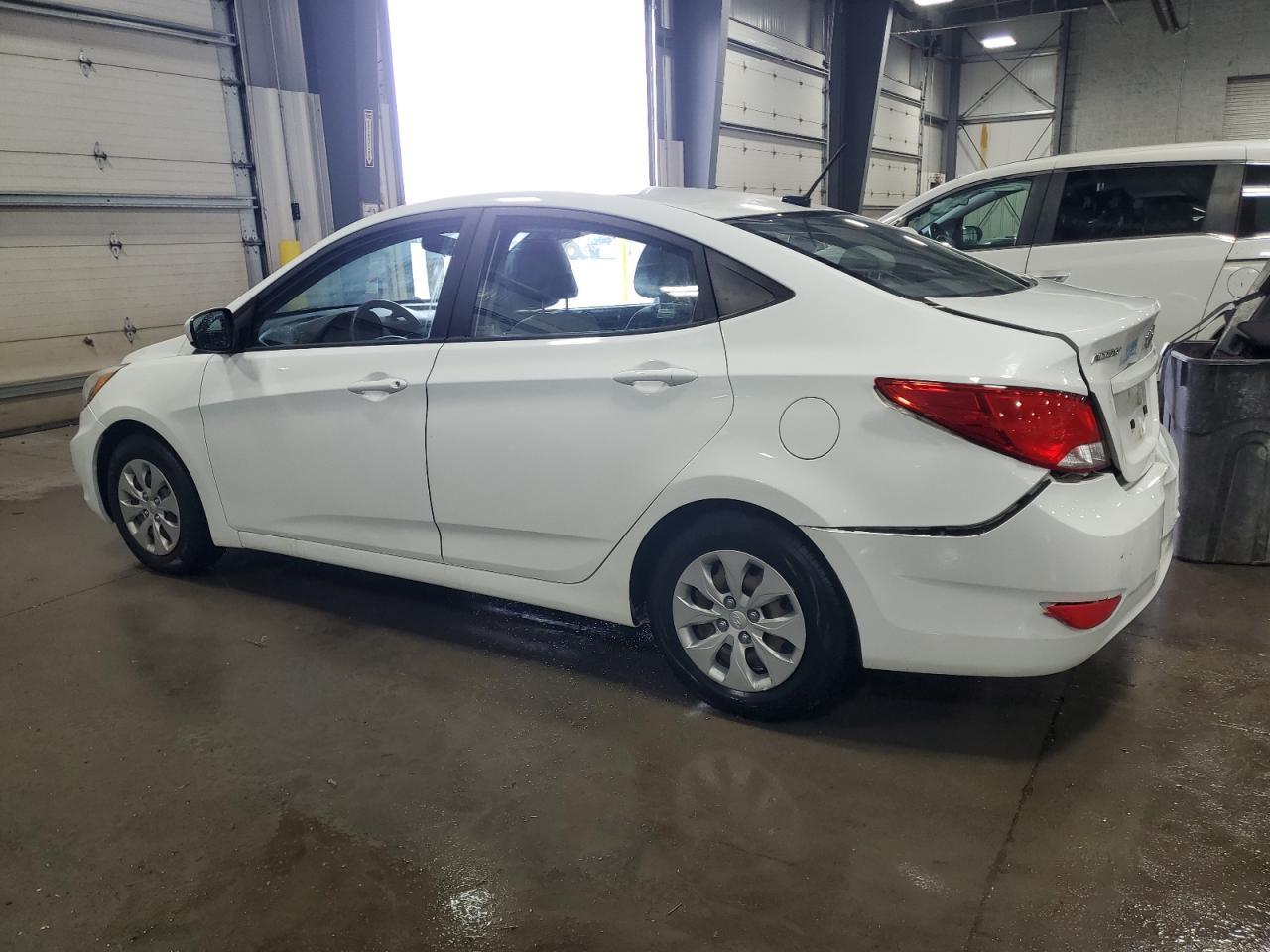 2016 Hyundai Accent Se - Фото 2