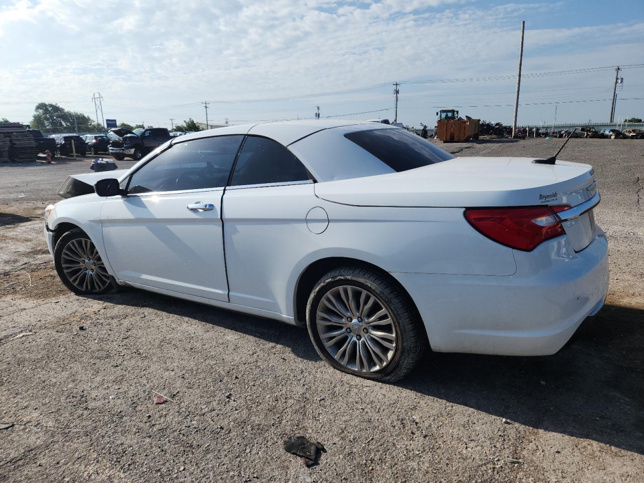 2012 Chrysler 200 Limited - Image 2