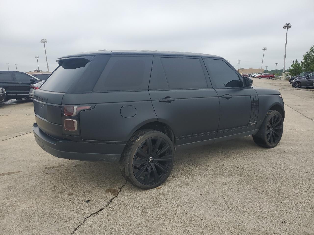 2015 Land Rover Range Rover Supercharged - Image 3