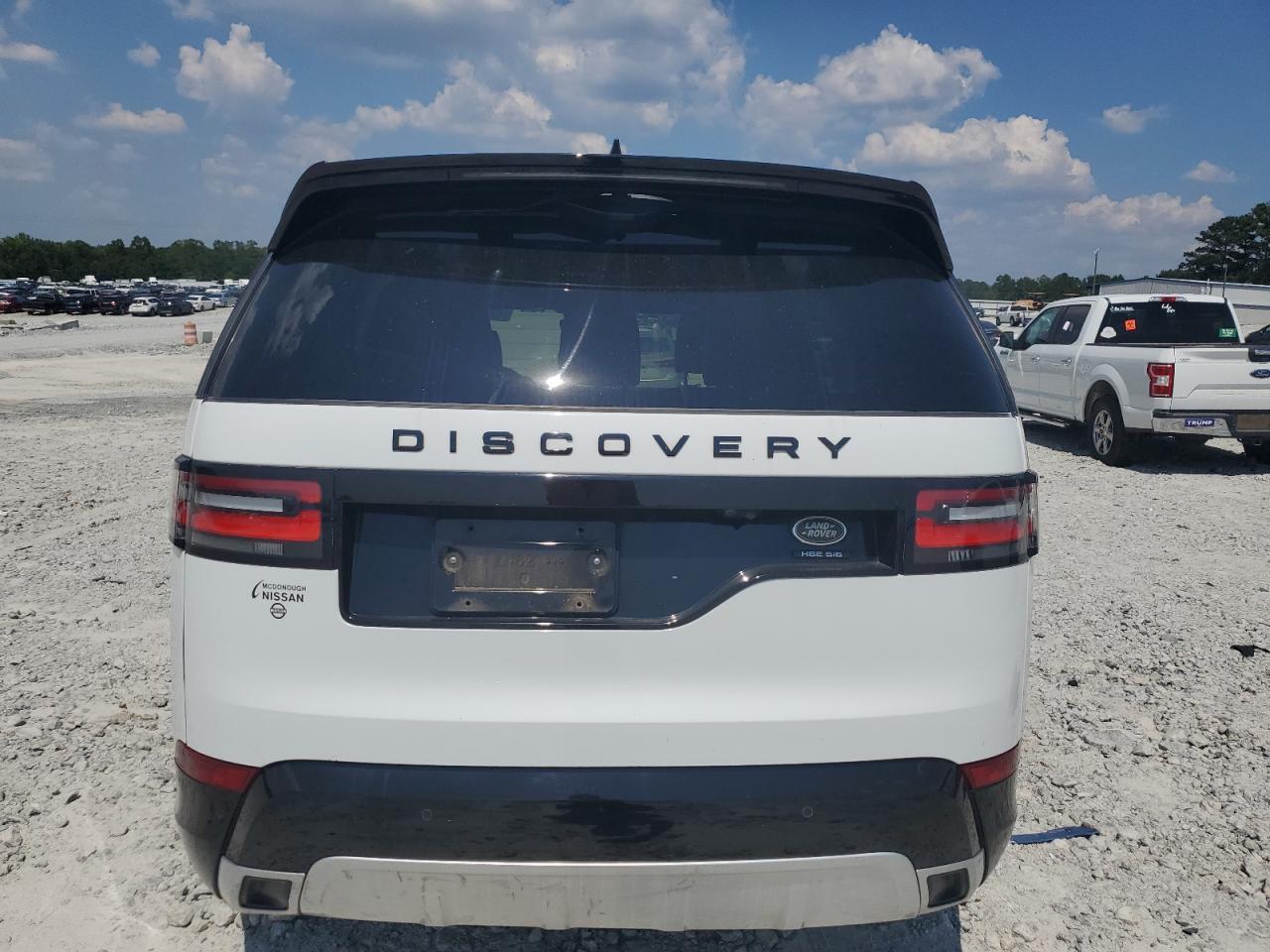 2018 Land Rover Discovery Hse Luxury - Image 6