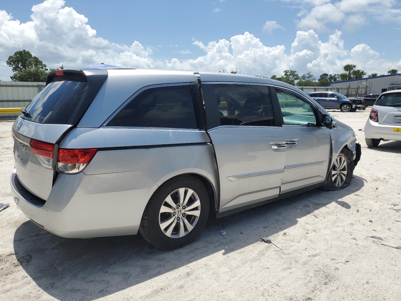 2014 Honda Odyssey Ex - Фото 3