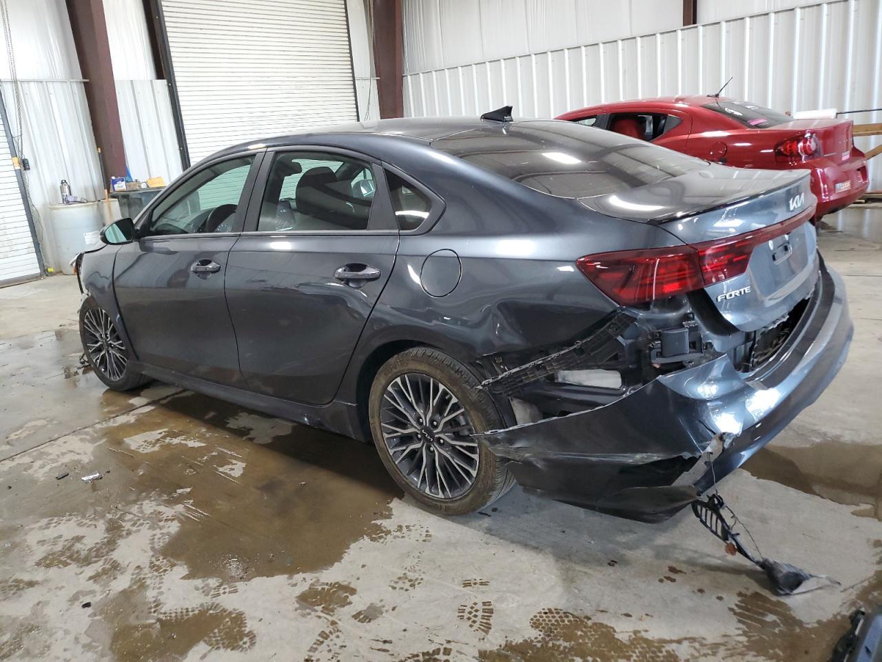 2022 Kia Forte Gt Line - Image 2