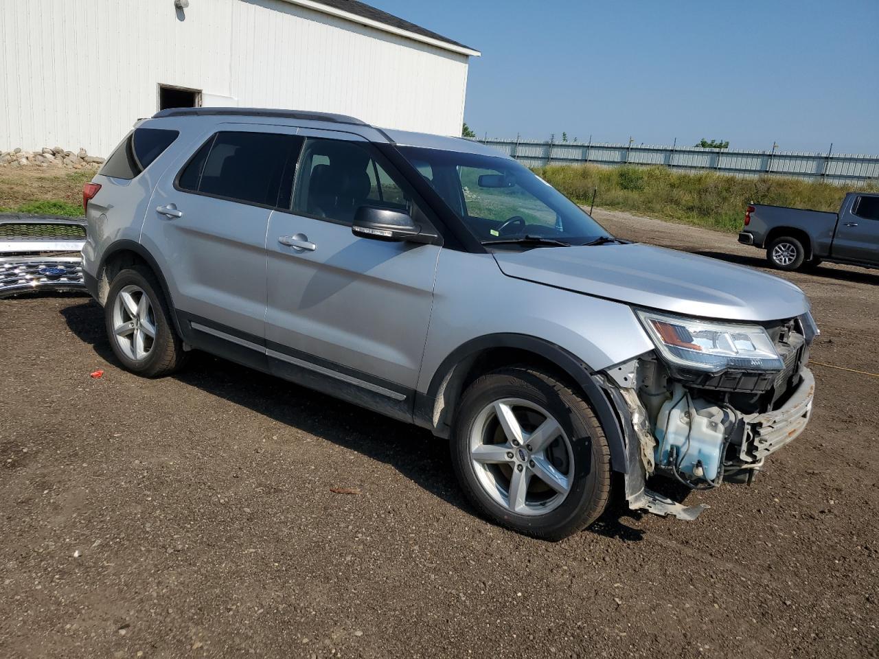 2016 Ford Explorer Xlt - Фото 4