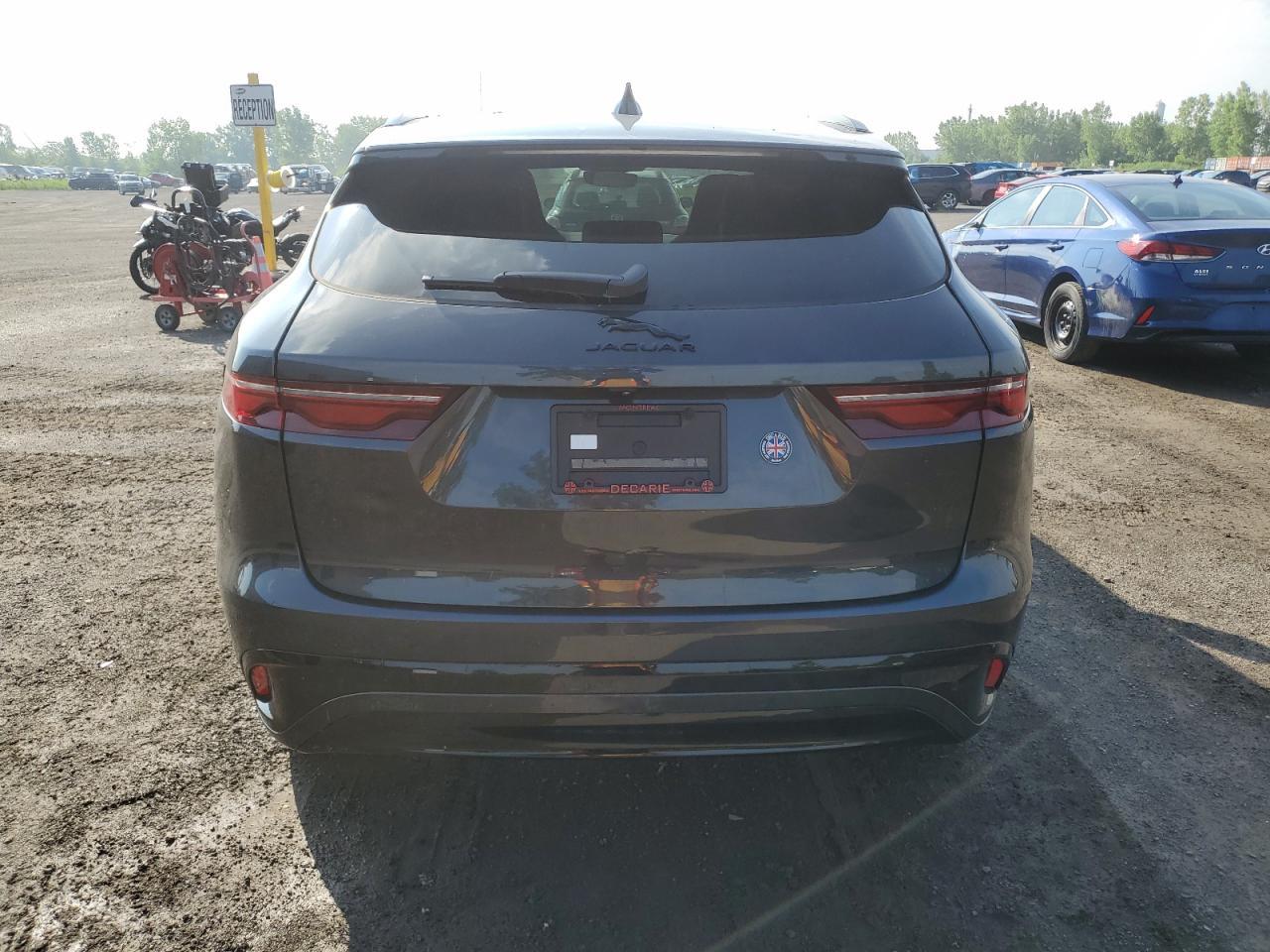 2024 Jaguar F-Pace R-Dynamic S - Image 6