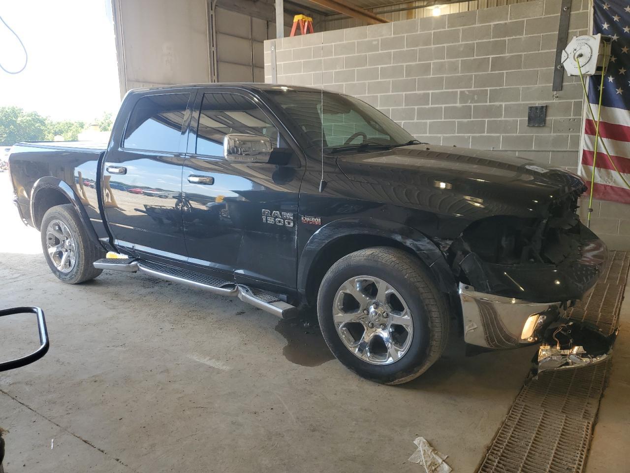 2017 Ram 1500 Laramie - Фото 4