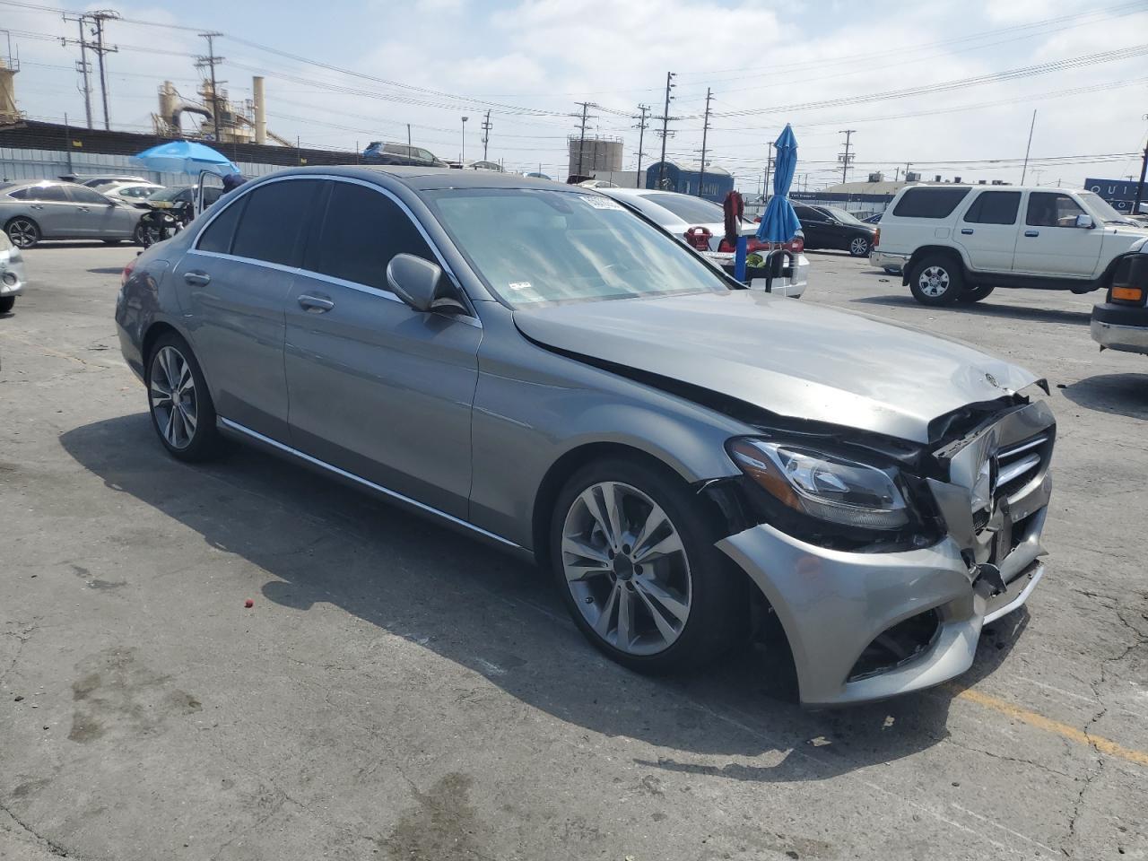 2015 Mercedes-Benz C 300 - Фото 4