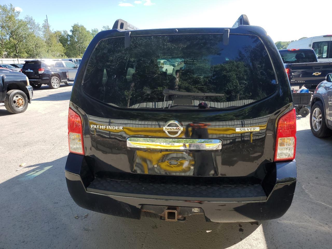 2012 Nissan Pathfinder S - Фото 6
