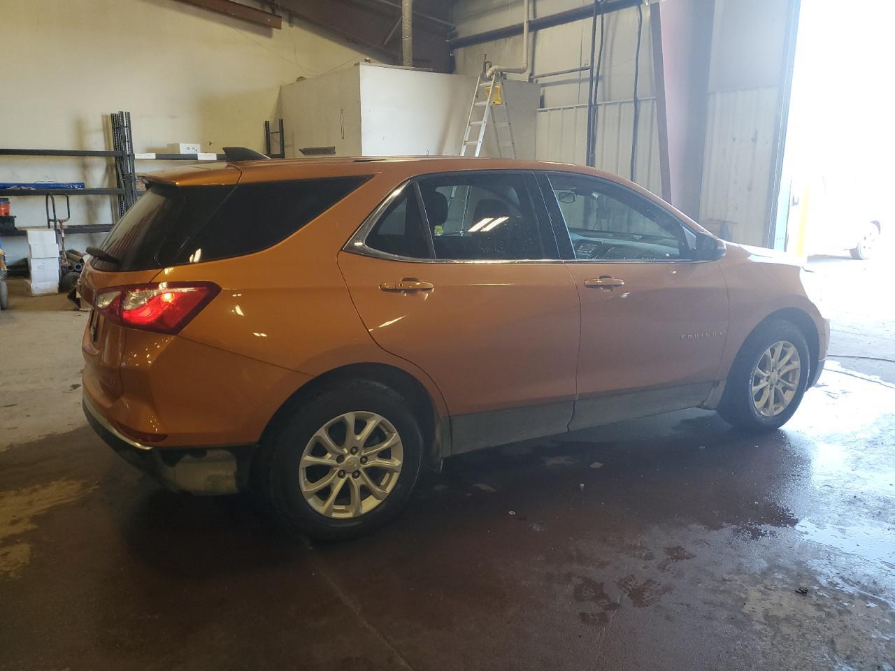 2018 Chevrolet Equinox Lt - Image 3