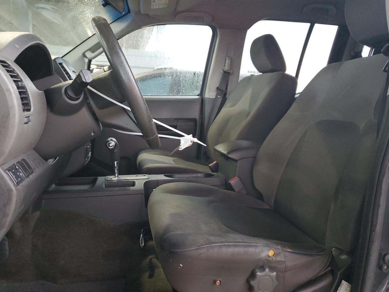 2014 Nissan Xterra X - Image 7