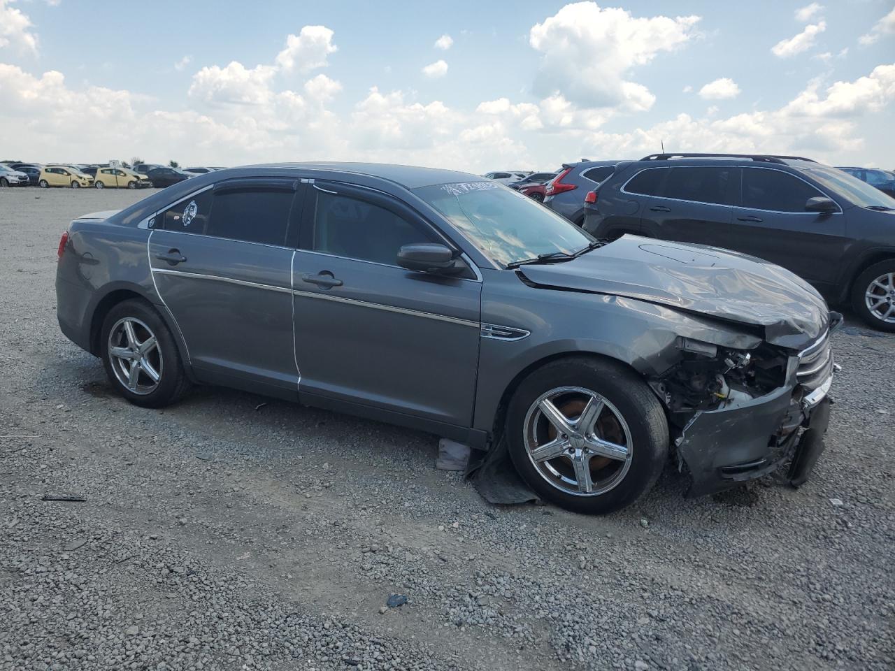 2013 Ford Taurus Sel - Image 4