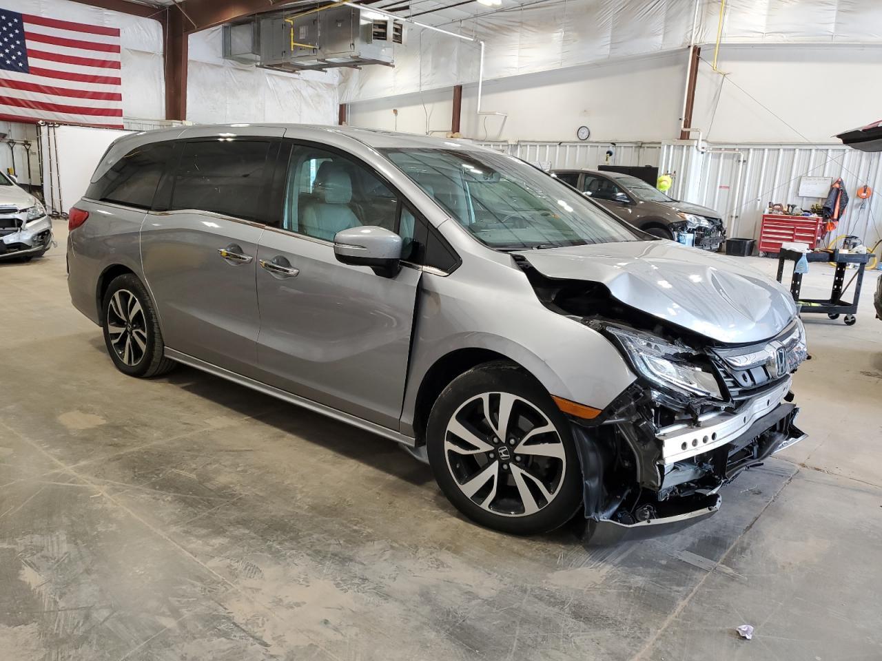 2019 Honda Odyssey Elite - Фото 4