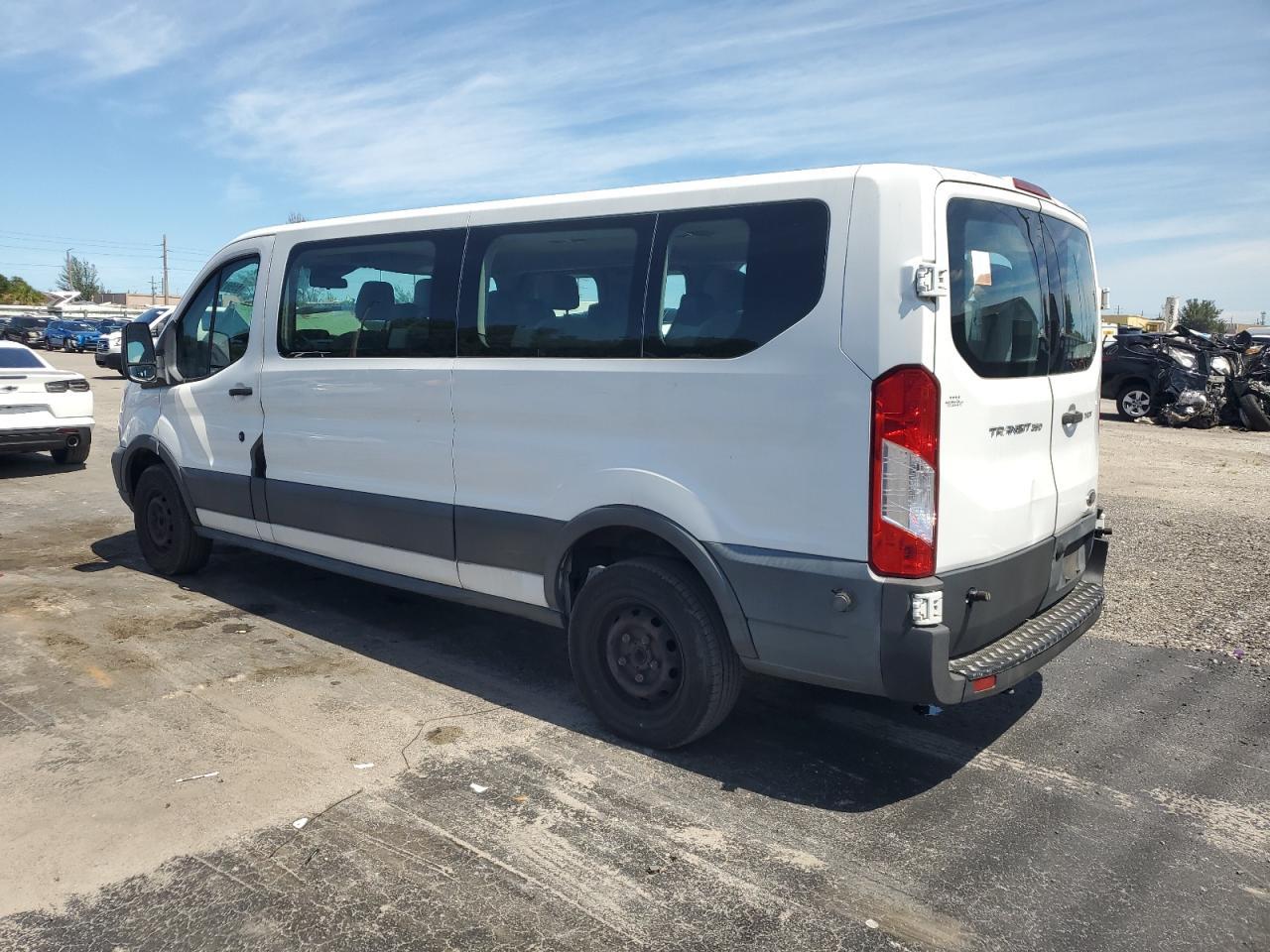 2016 Ford Transit T-350 - Фото 2
