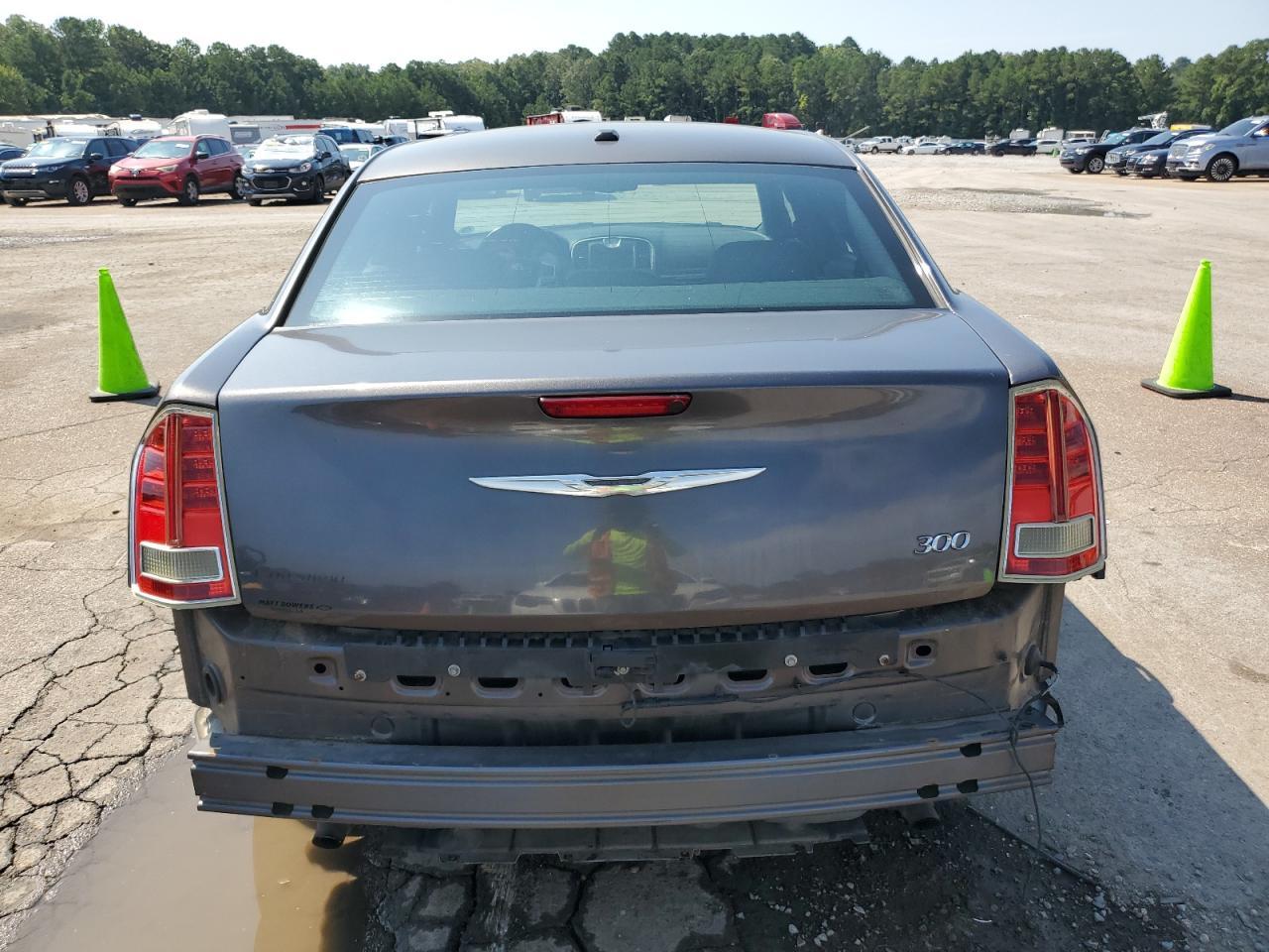 2013 Chrysler 300 - Фото 6