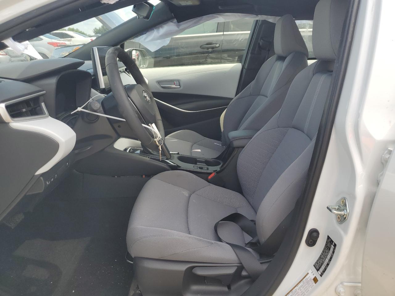 2025 Toyota Corolla Le - Фото 7