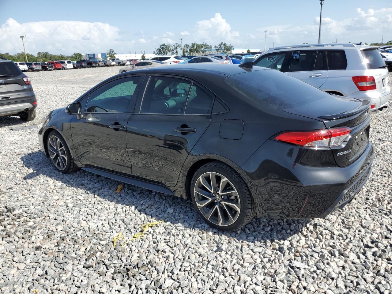 2021 Toyota Corolla Se - Image 2