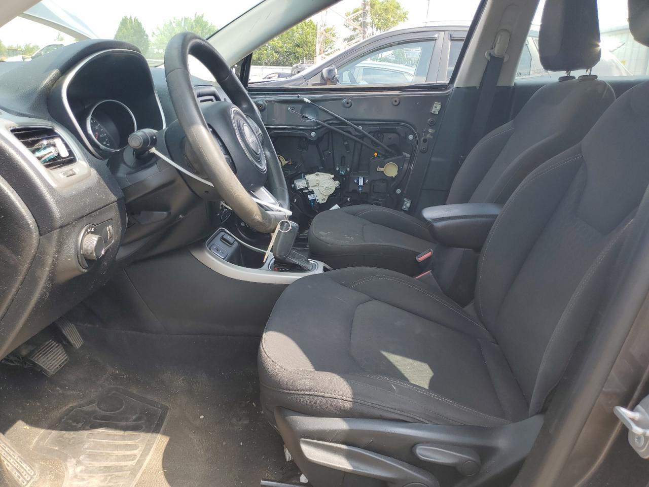 2018 Jeep Compass Sport - Фото 7