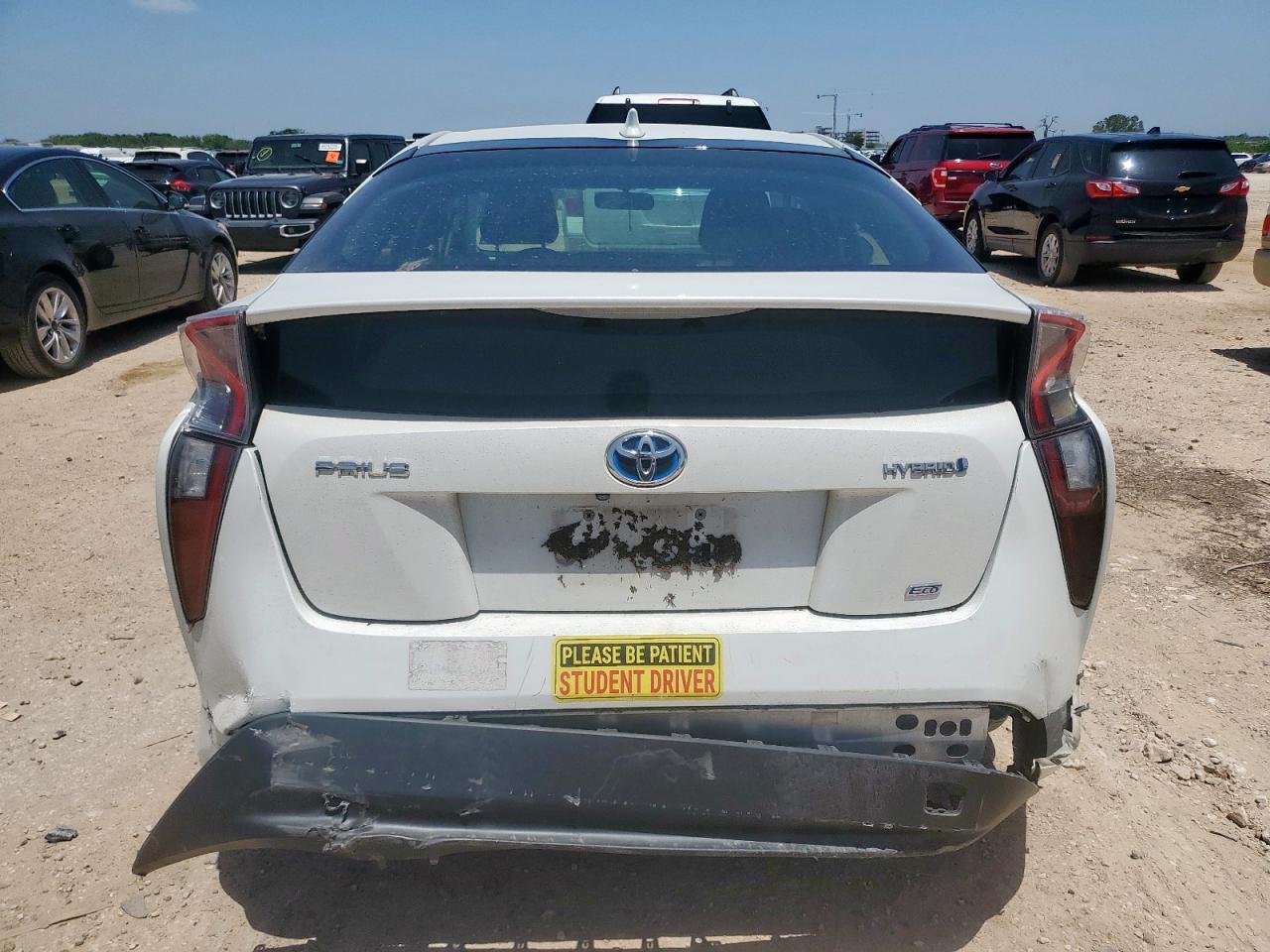2016 Toyota Prius - Image 6