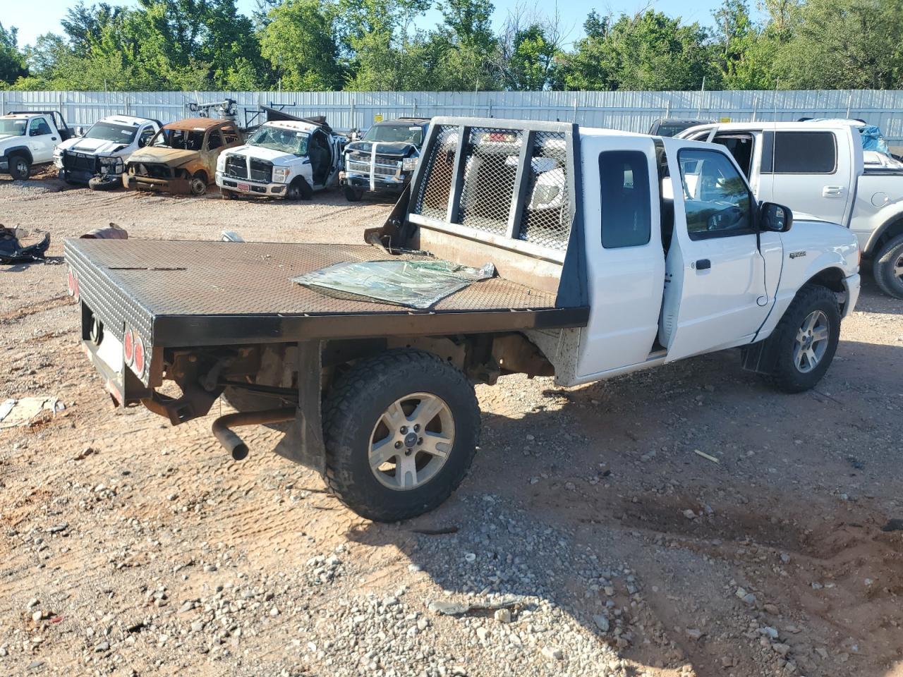 2004 Ford Ranger Super Cab - Image 3