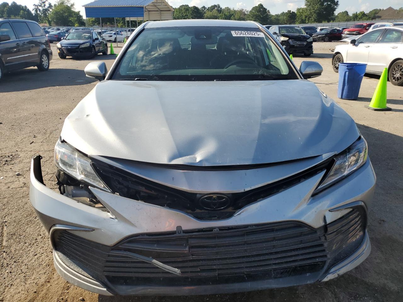 2023 Toyota Camry Le - Фото 5