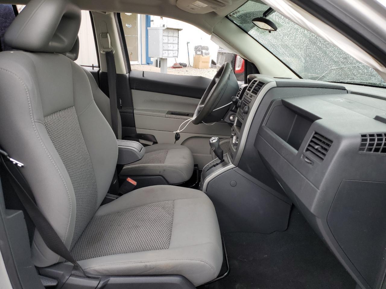 2007 Jeep Compass - Image 7