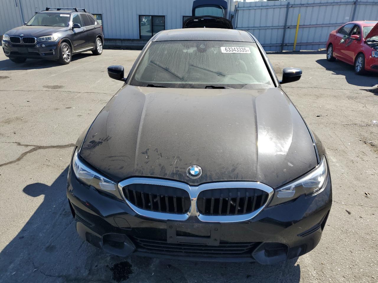 2020 BMW 330I - Фото 5