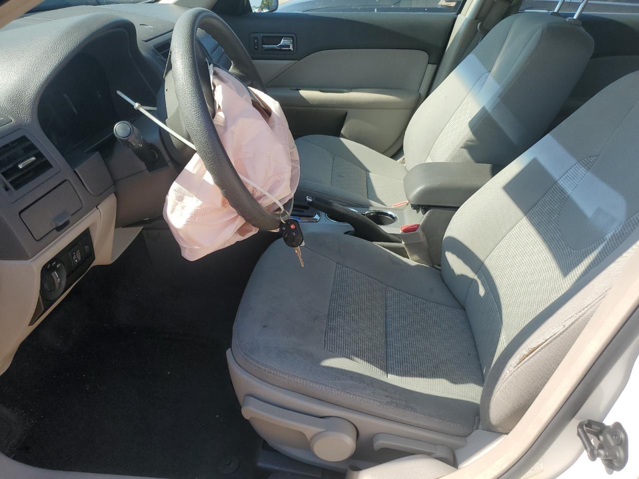 2012 Ford Fusion S - Image 7