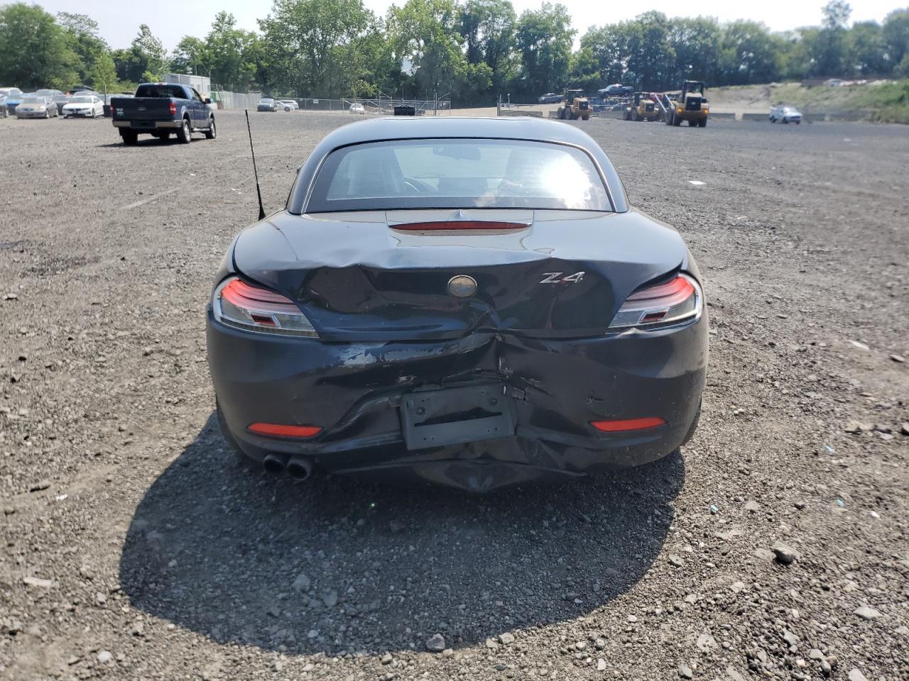 2011 BMW Z4 Sdrive30I - Image 6