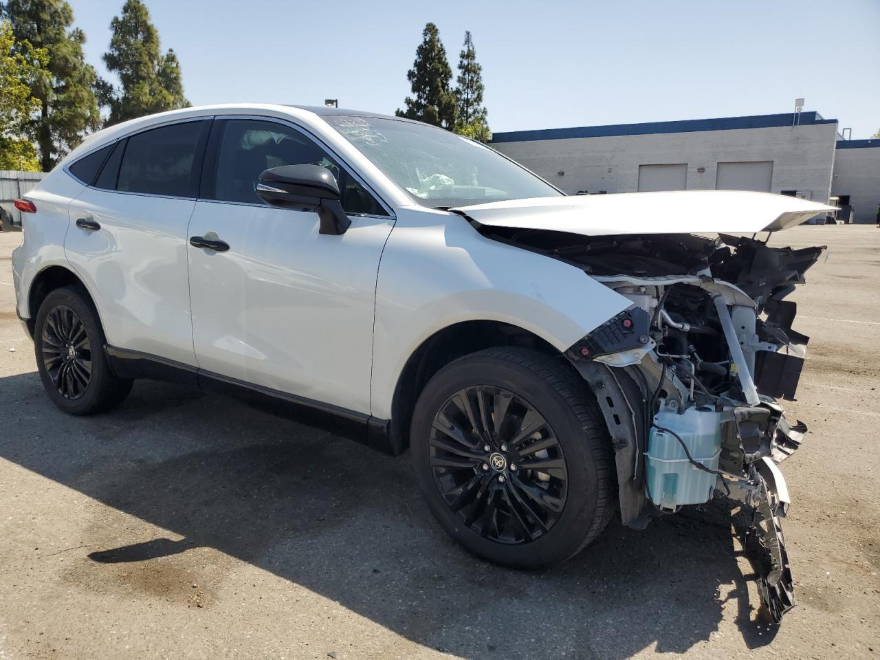 2024 Toyota Venza Le - Фото 4
