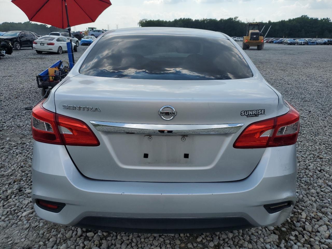 2019 Nissan Sentra S - Фото 6